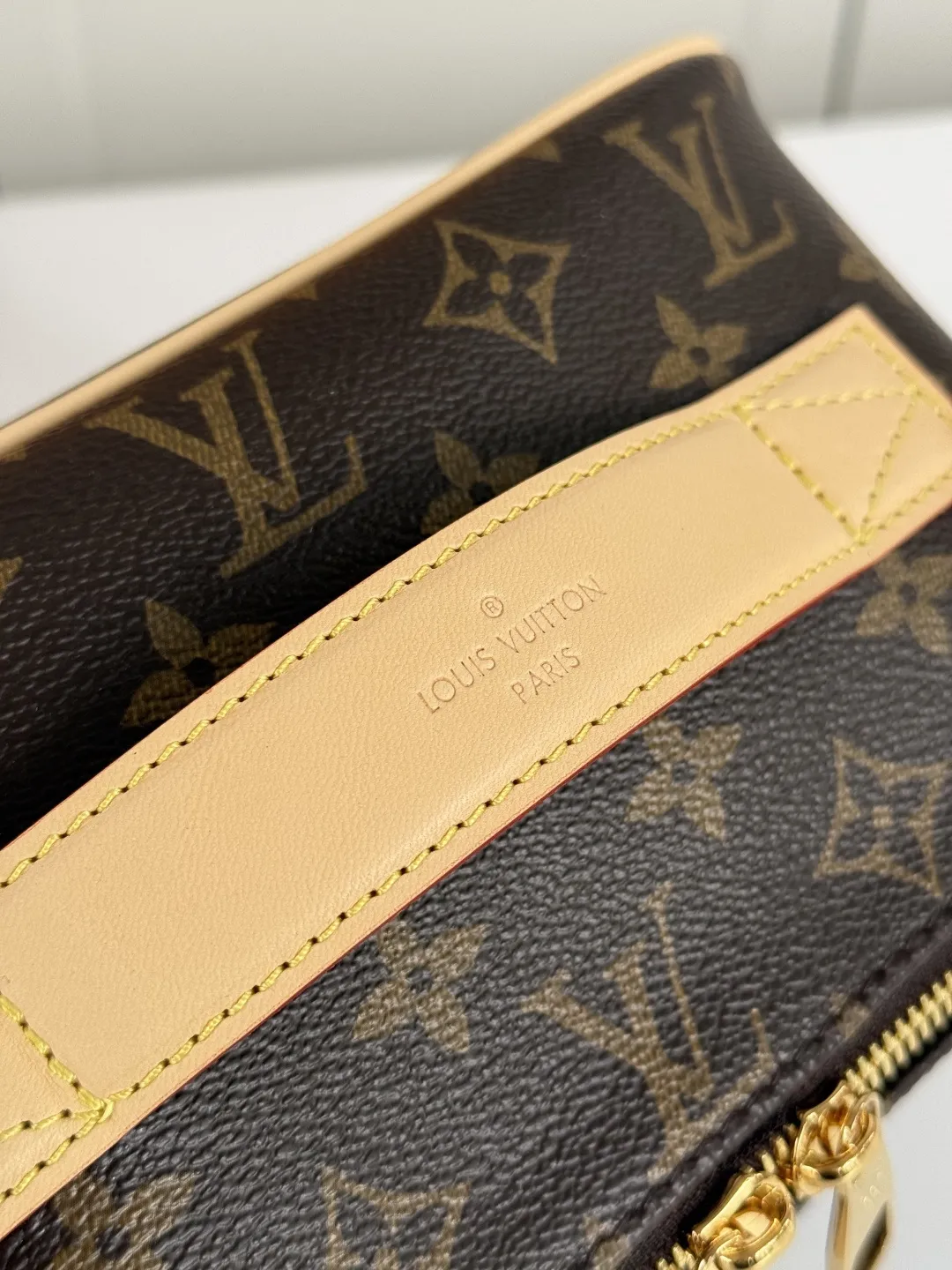 Louis Vuitton Toiletry Bag M11750 - 图片 7