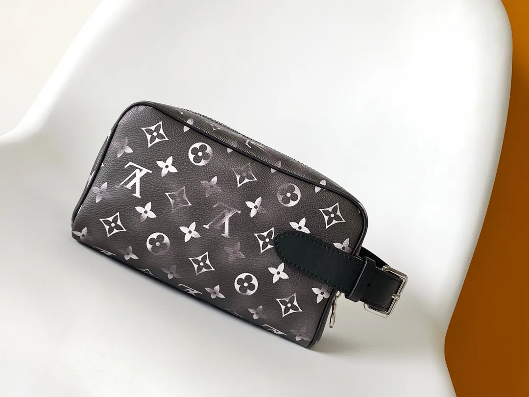 Louis Vuitton Locker Dopp Kit M11670 - 图片 4