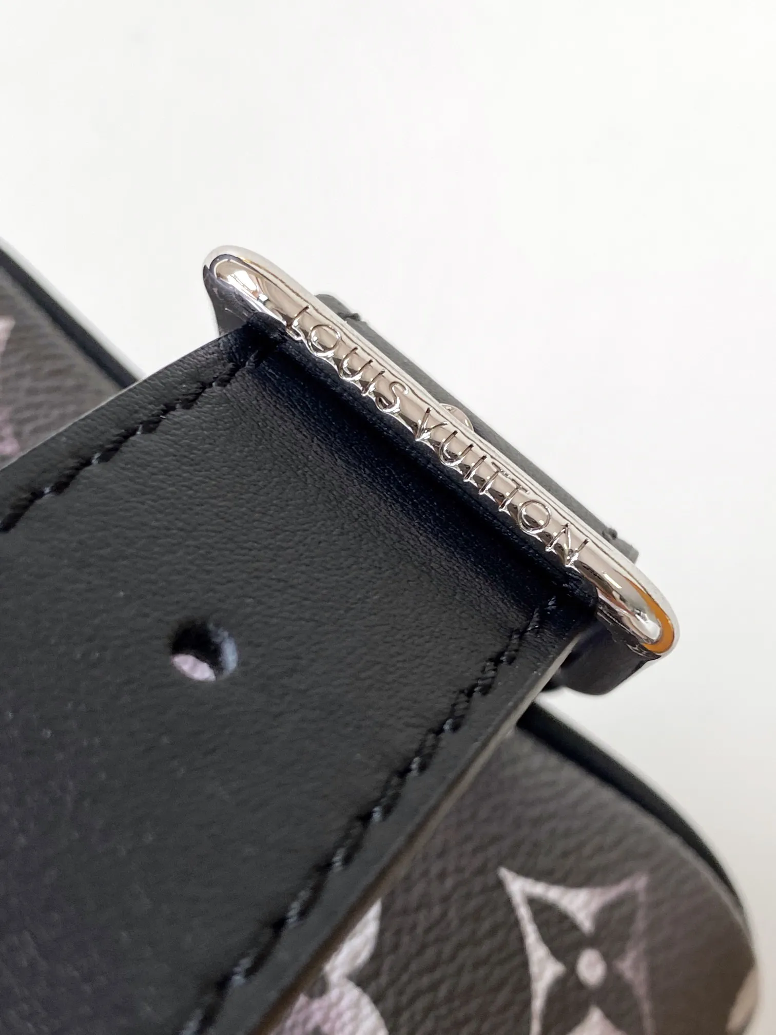 Louis Vuitton Locker Dopp Kit M11670 - 图片 9