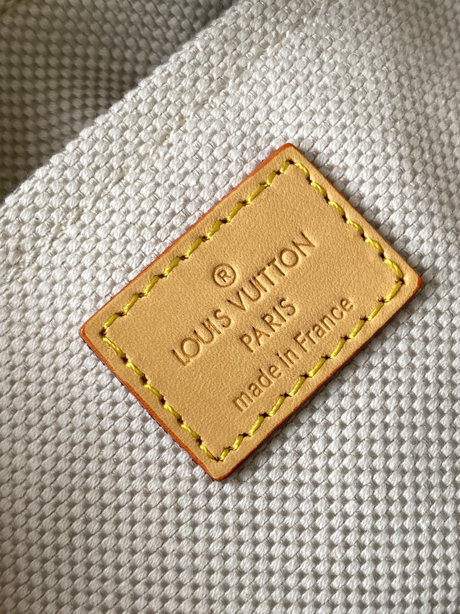 Alternative view of Louis Vuitton Locker Dopp Kit N40753