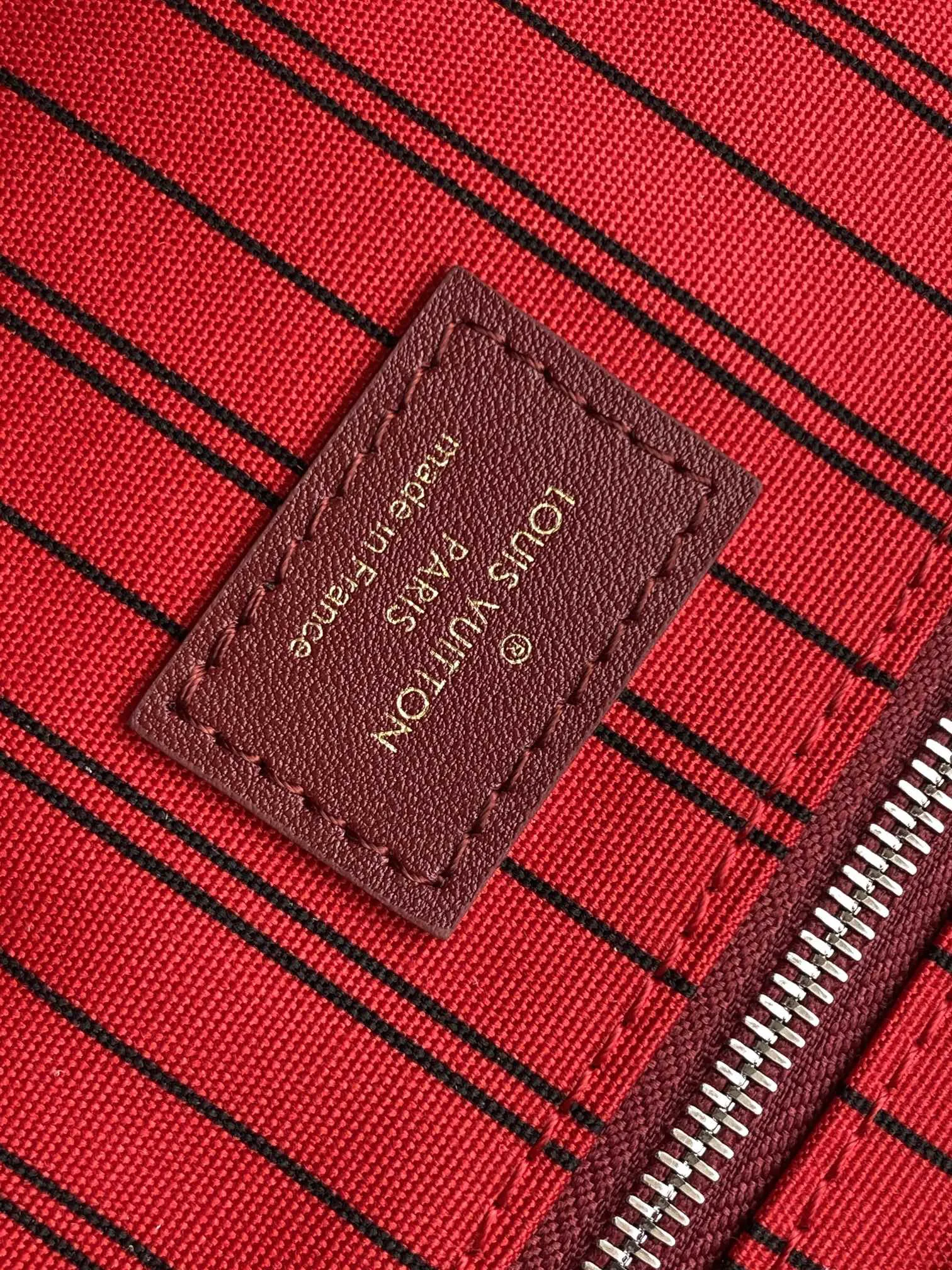 Alternative view of Louis Vuitton Dopp Kit M13023