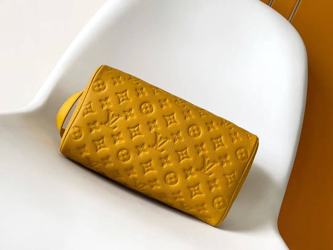 Louis Vuitton Dopp Kit M13009 - Image 5