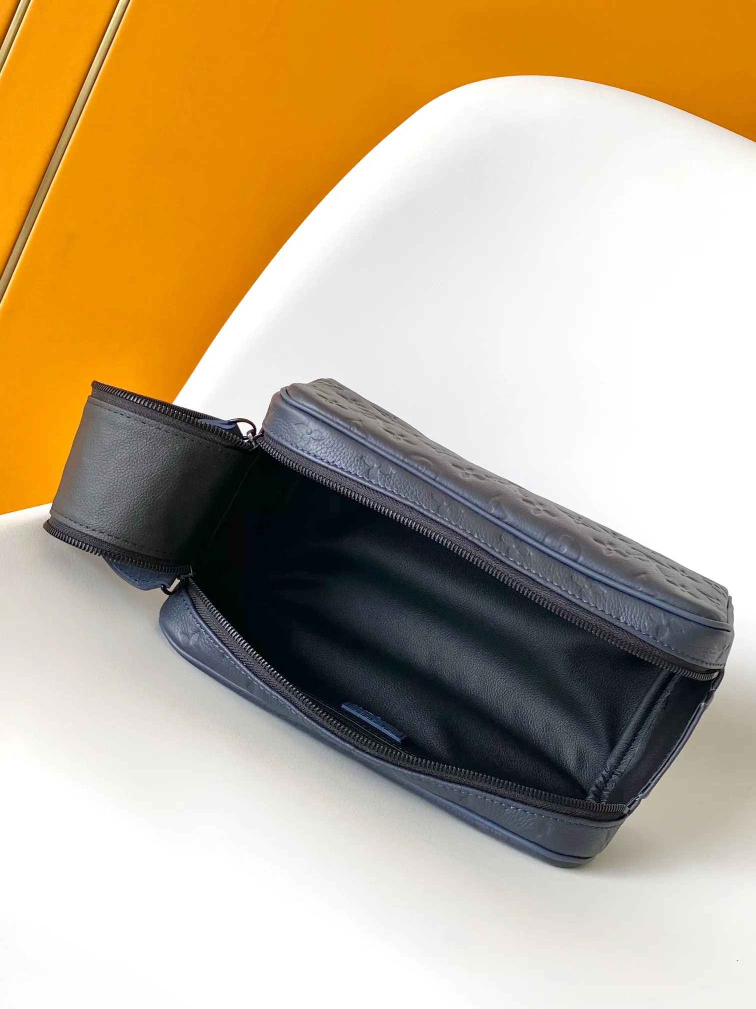 Alternative view of Louis Vuitton Dopp Kit M14843