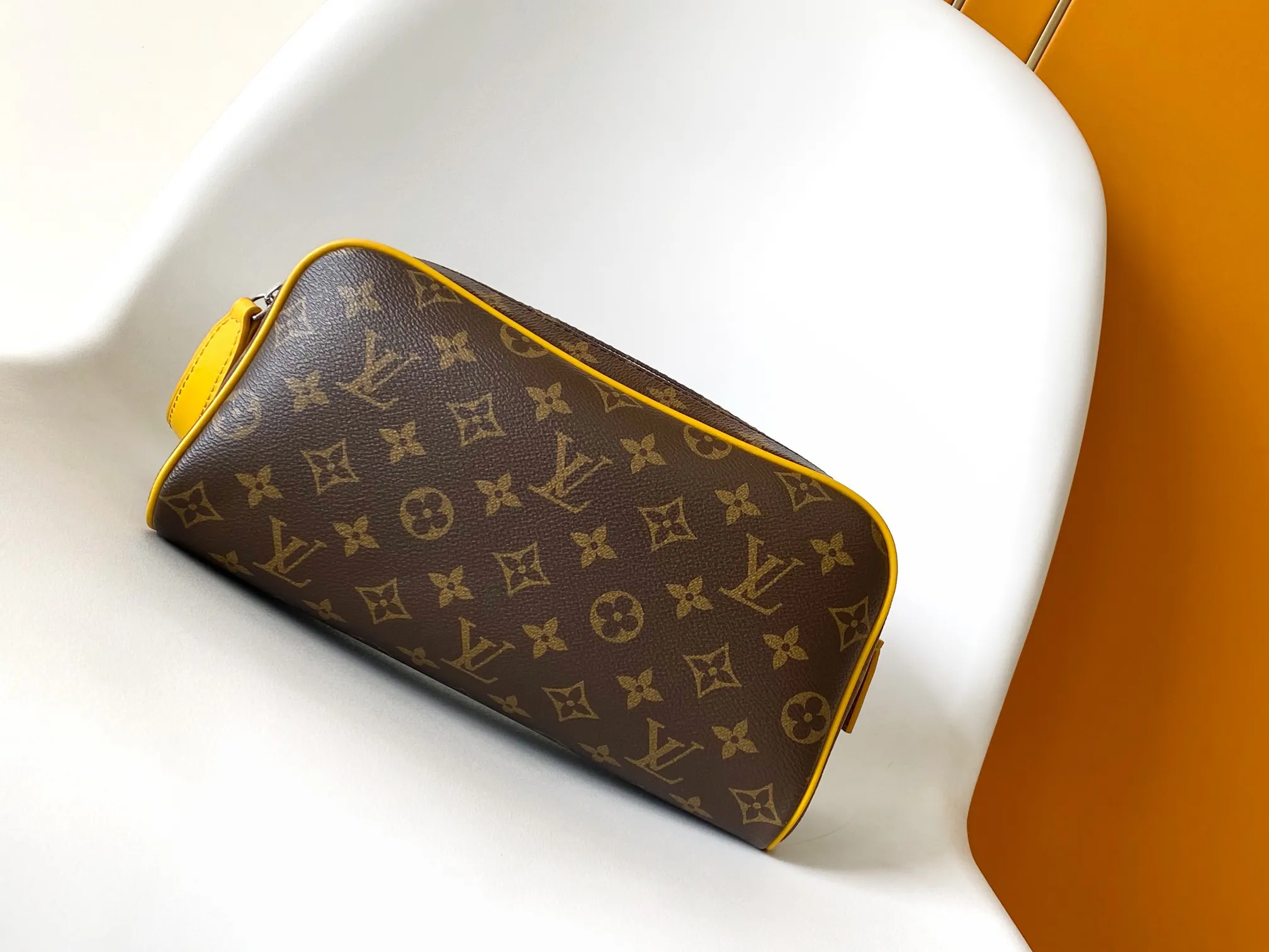 Louis Vuitton Dopp Kit M12643 - 图片 3