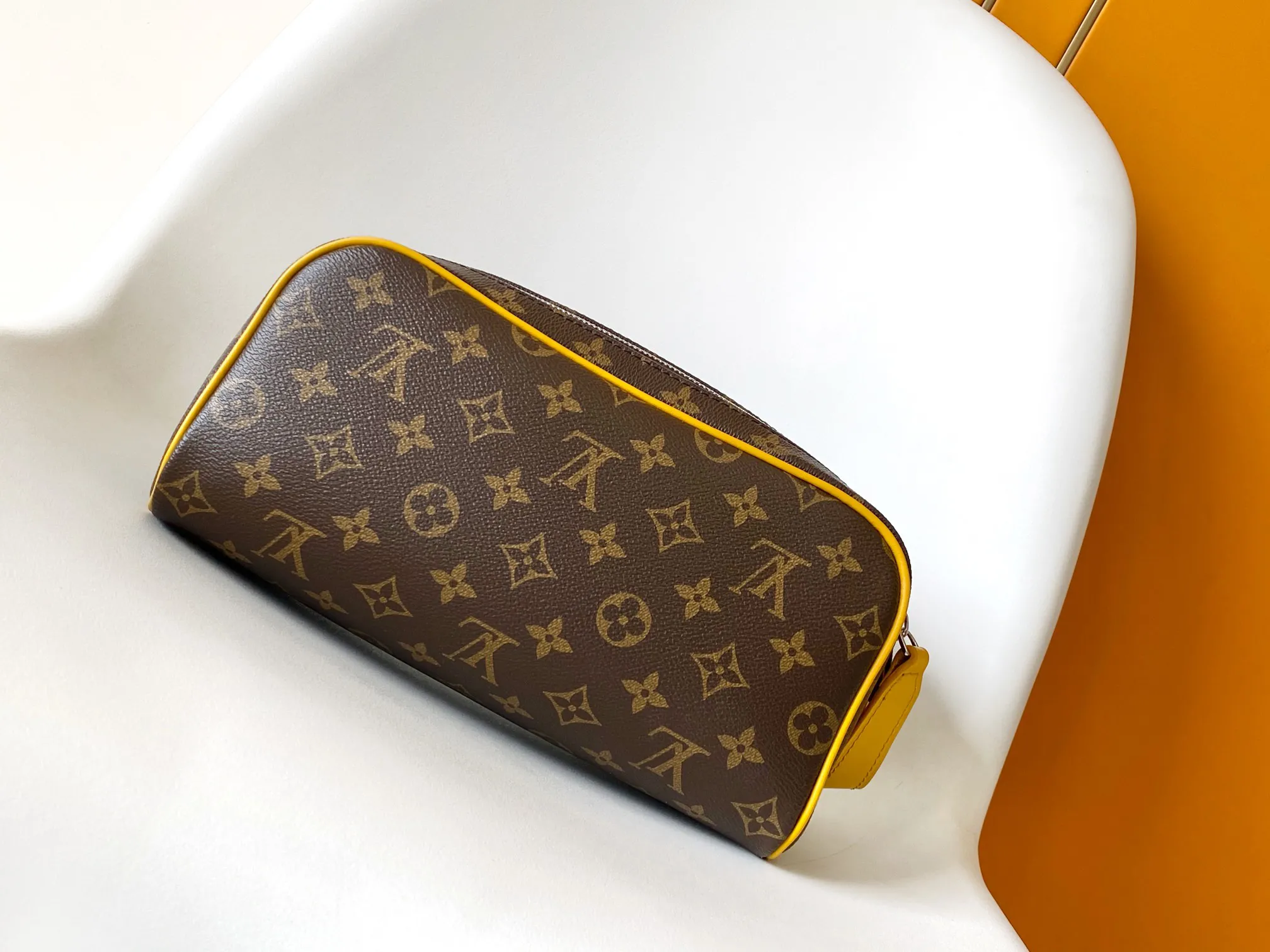 Louis Vuitton Dopp Kit M12643 - 图片 5