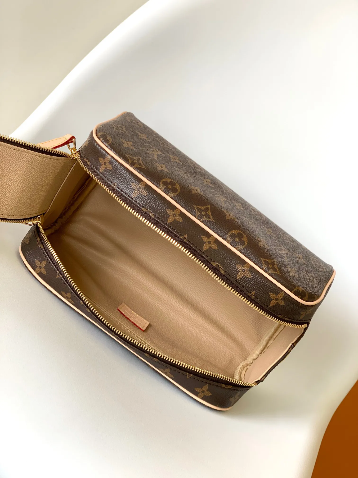 Louis Vuitton Dopp Kit Toilet Pouch M44494 - 图片 3