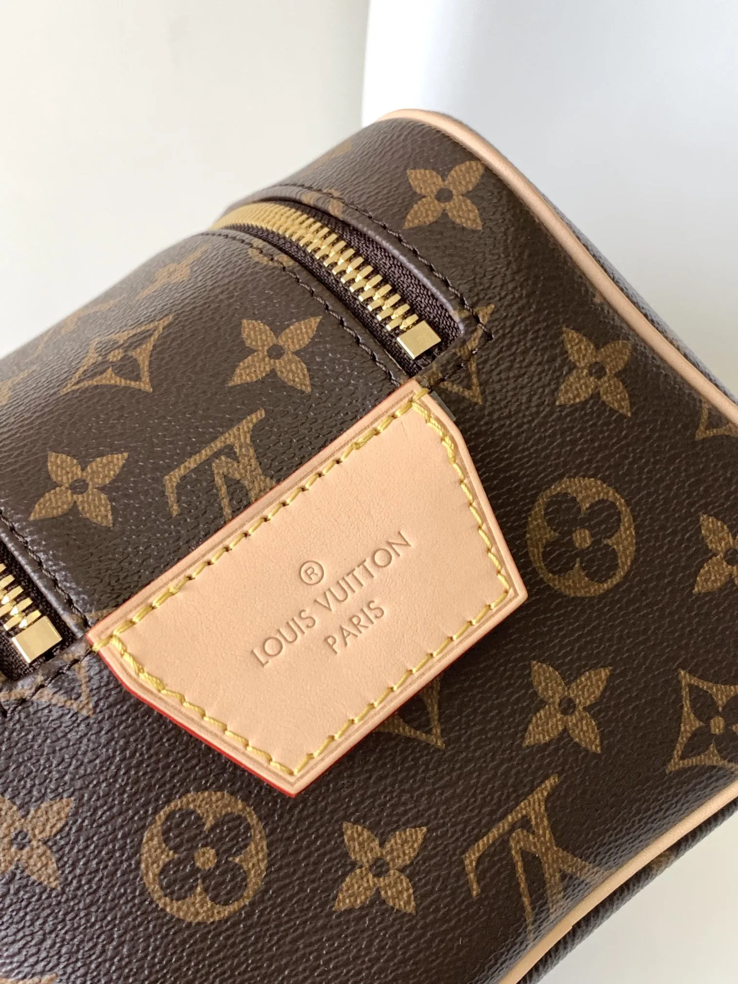 Louis Vuitton Dopp Kit Toilet Pouch M44494 - 图片 9