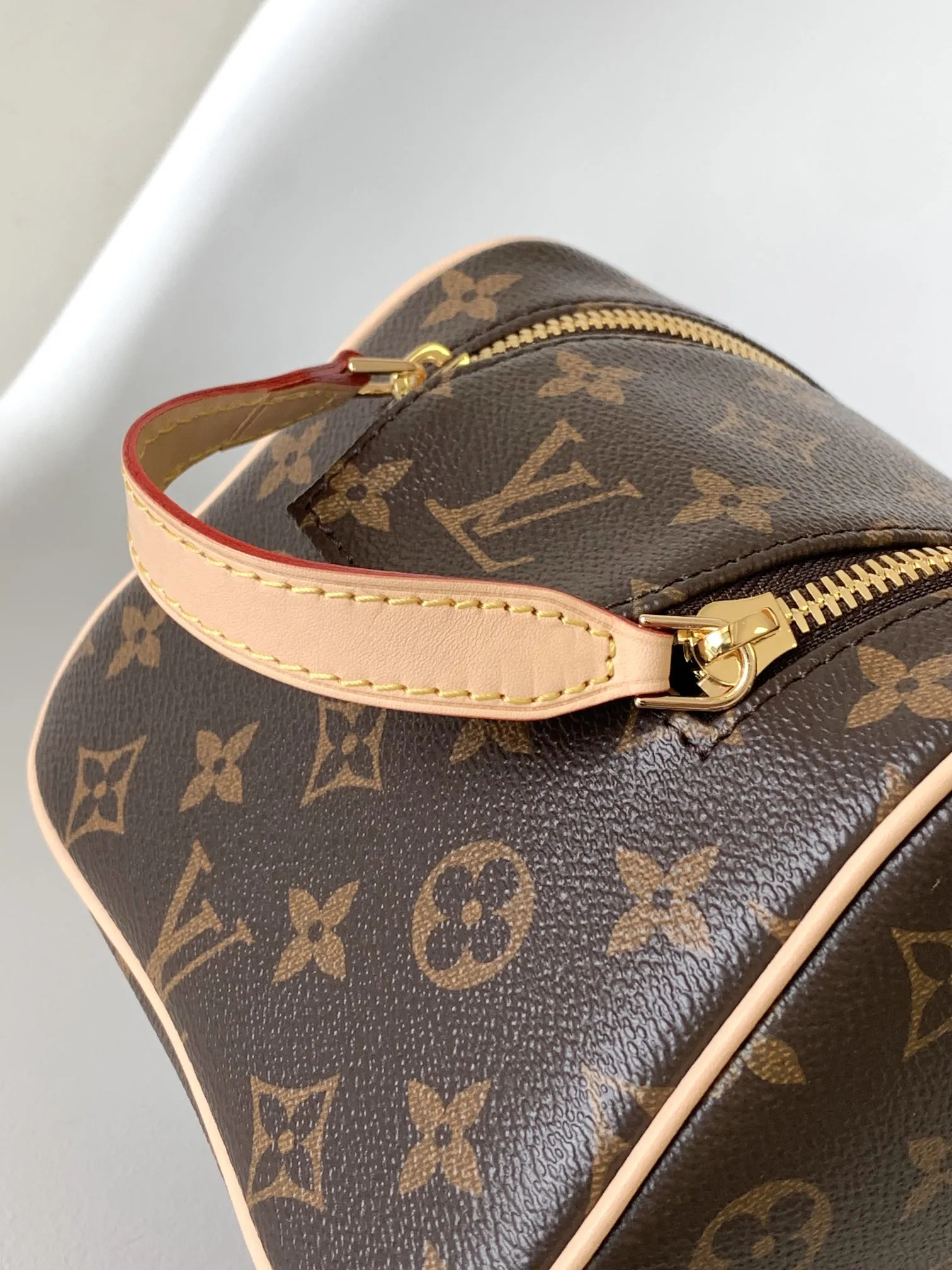 Louis Vuitton Dopp Kit Toilet Pouch M44494 - 图片 10