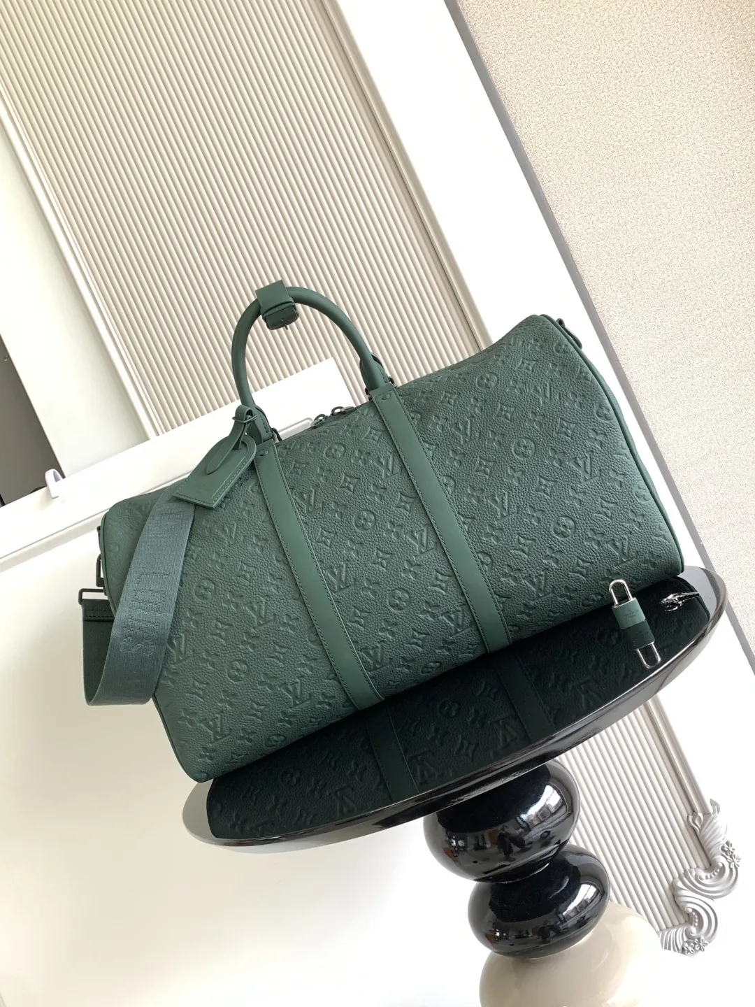 Louis Vuitton Keepall Bandoulière 50 M24440 - 图片 3
