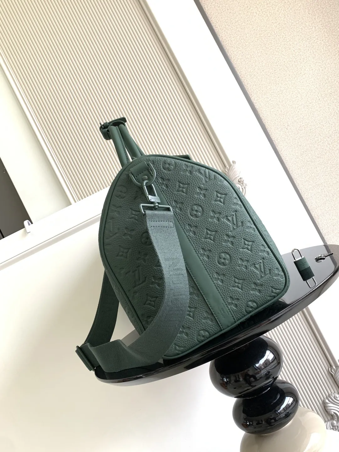 Louis Vuitton Keepall Bandoulière 50 M24440 - 图片 4
