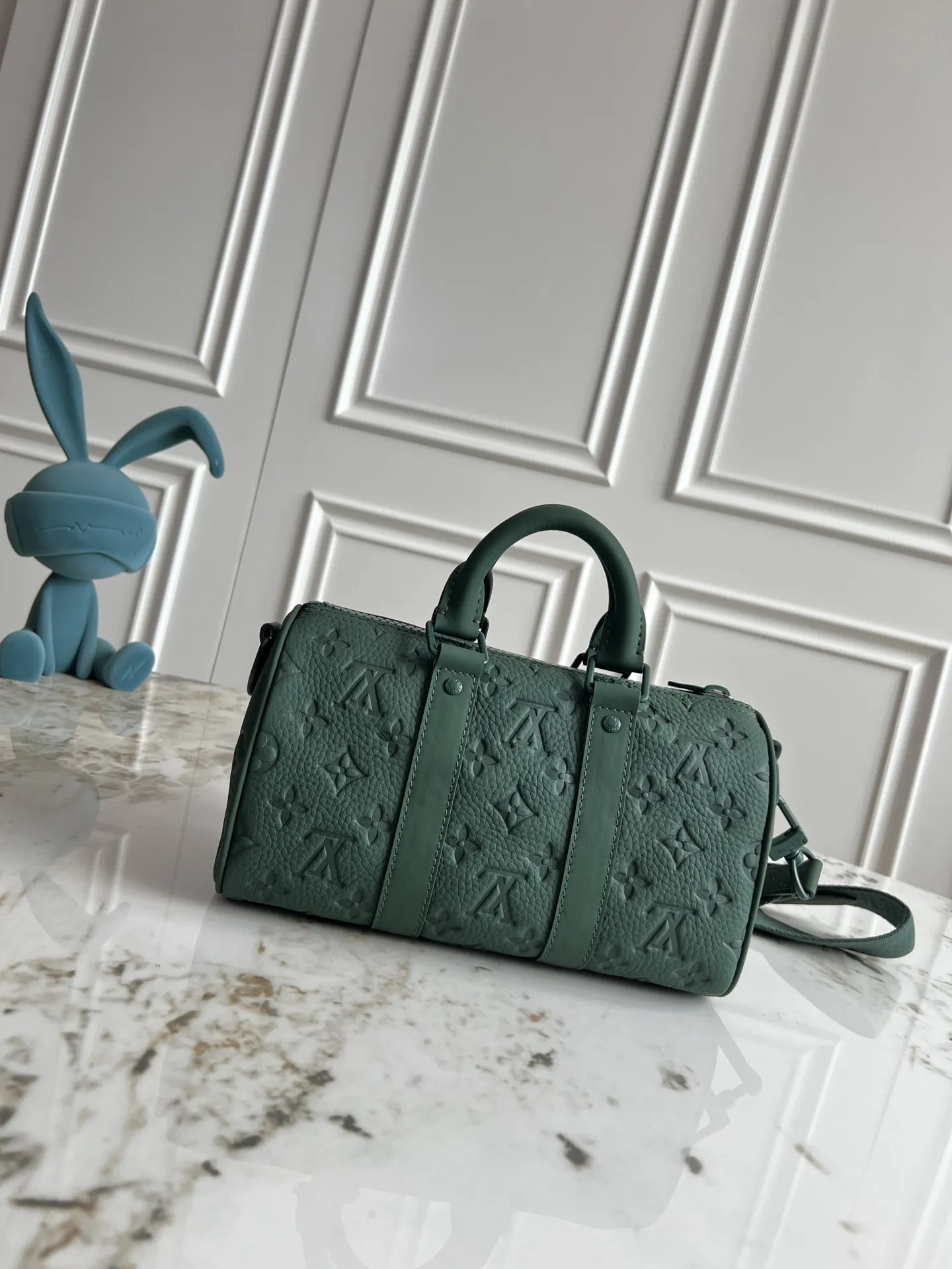 Louis Vuitton Keepall Bandoulière 25 M24432 - 图片 3