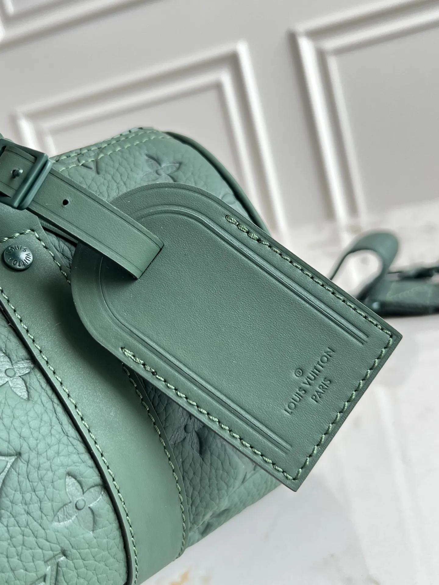 Louis Vuitton Keepall Bandoulière 25 M24432 - 图片 5
