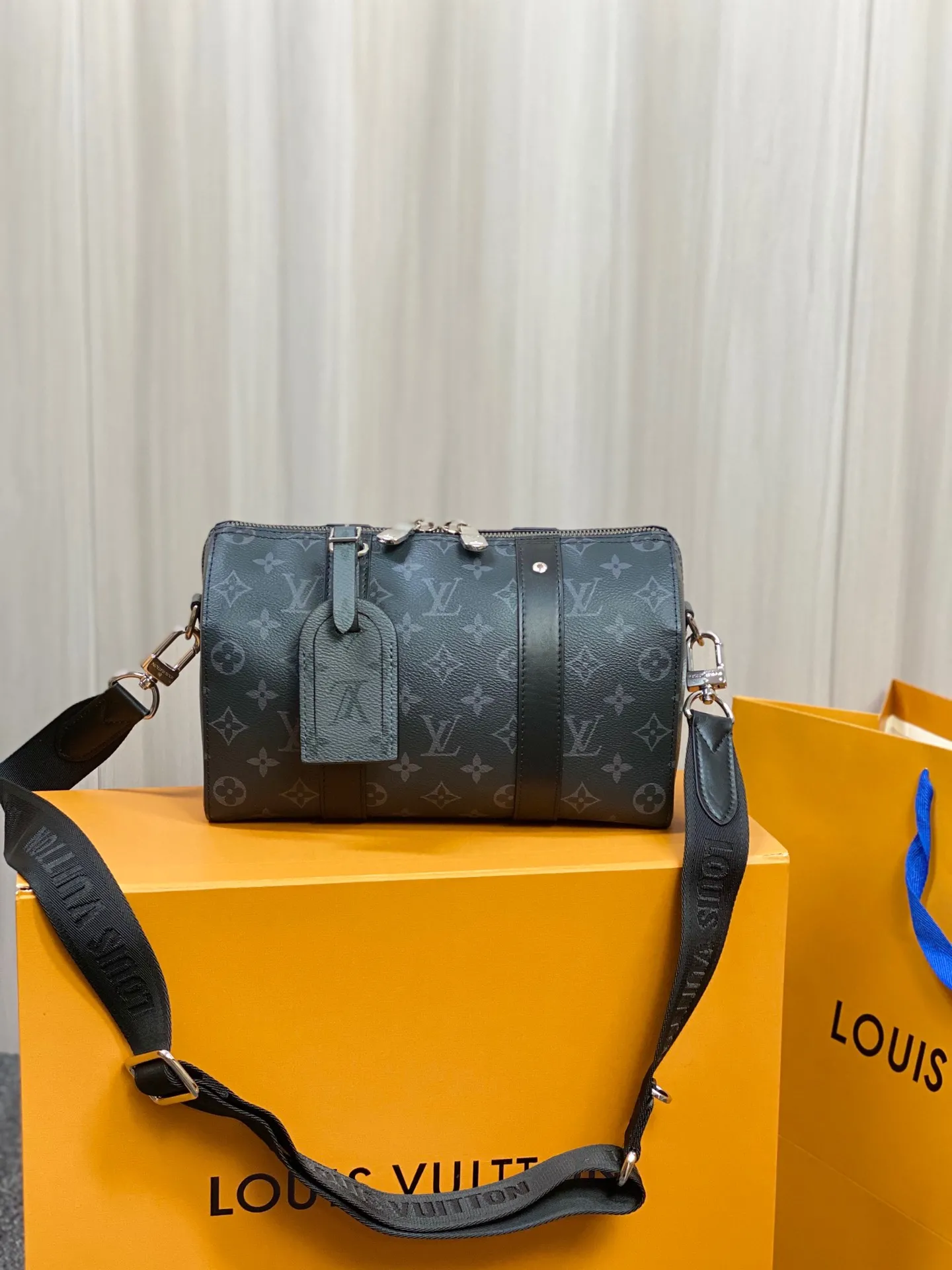 Louis Vuitton City Keepall M45936 - 图片 7