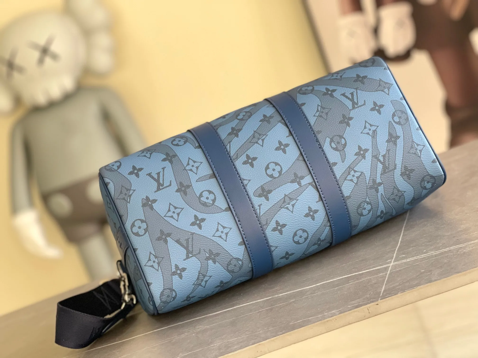 Louis Vuitton KEEPALL BANDOULIèRE 35 M22573 - Image 6