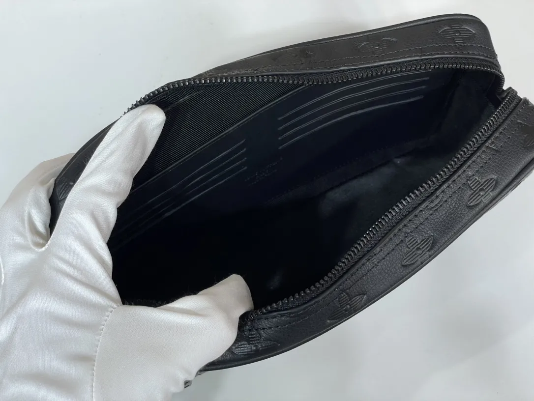 Louis Vuitton Pochette Kasai M14910 - Image 10