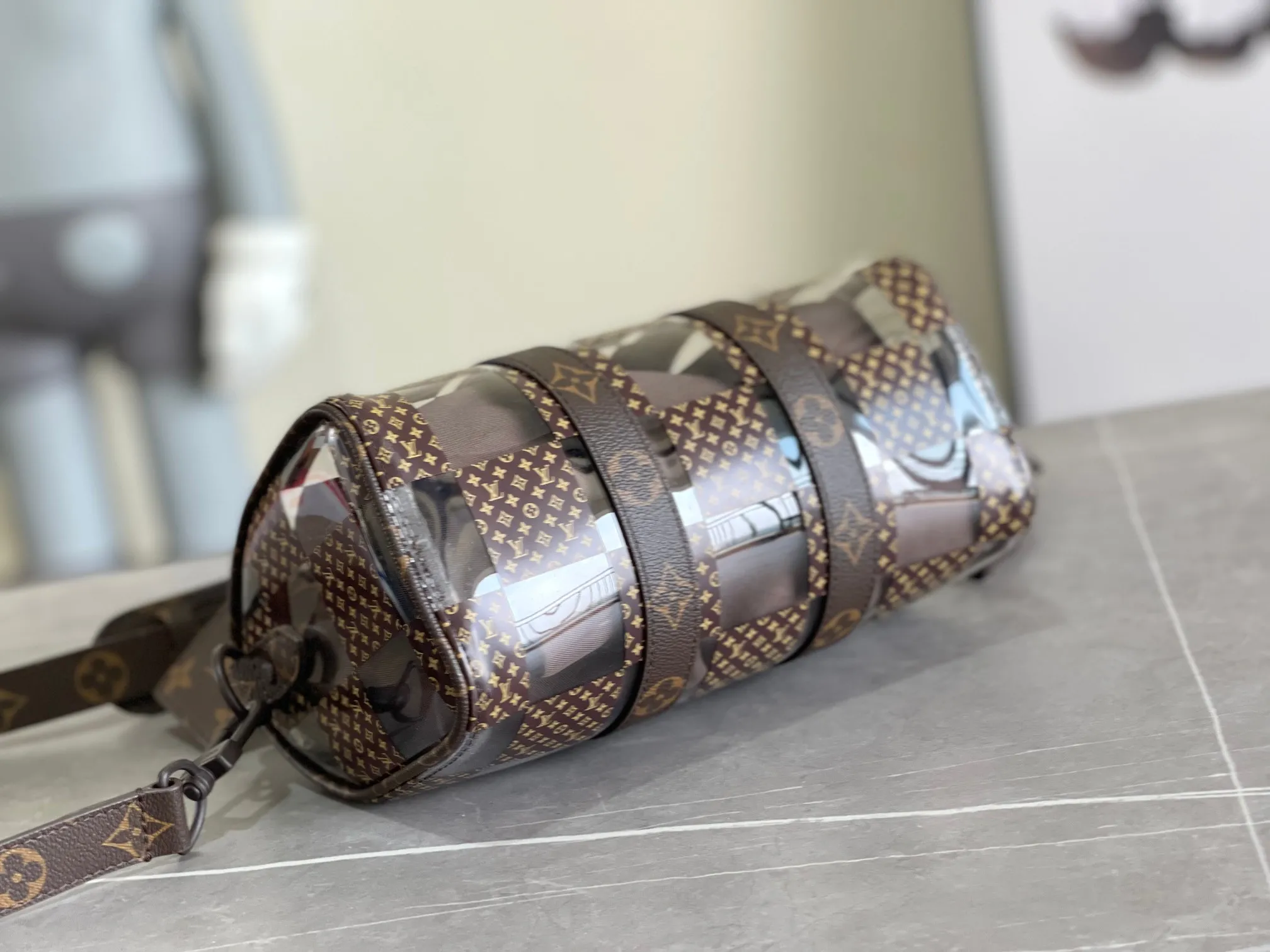 Louis Vuitton Keepall Bandoulière 25 M20872 - 图片 5