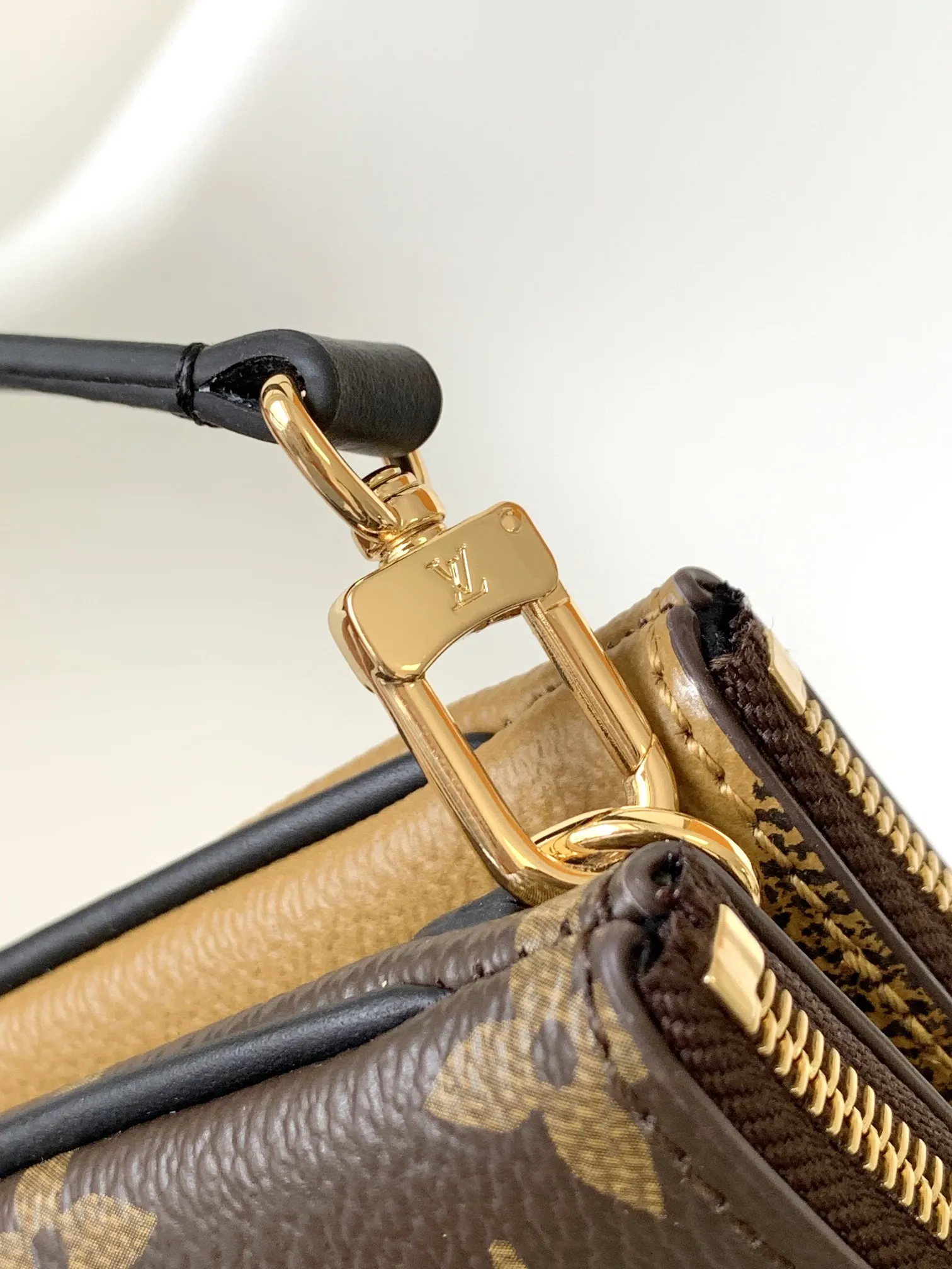 Louis Vuitton Double Zip Pochette M69203 - 图片 9