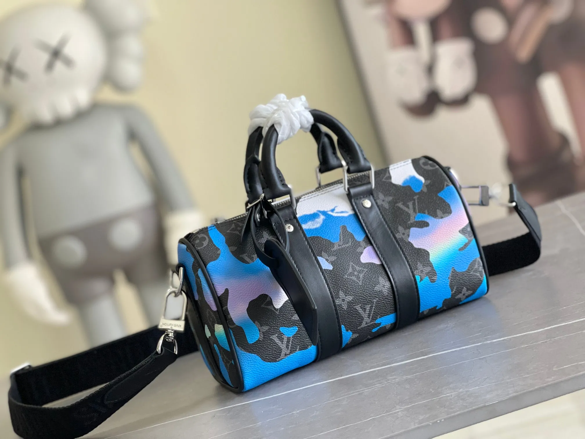 Louis Vuitton Keepall Bandoulière 25 M21430 - 图片 3