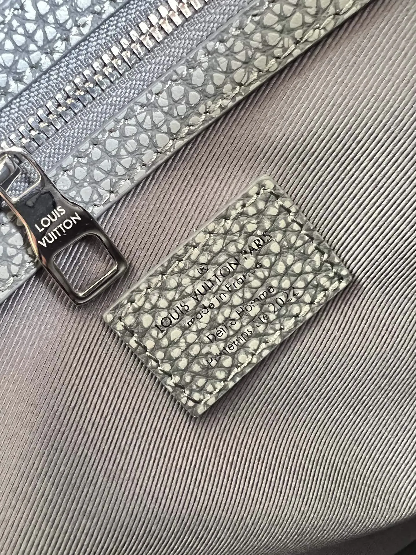 Alternative view of Louis Vuitton Keepall Bandoulière 50 M20901