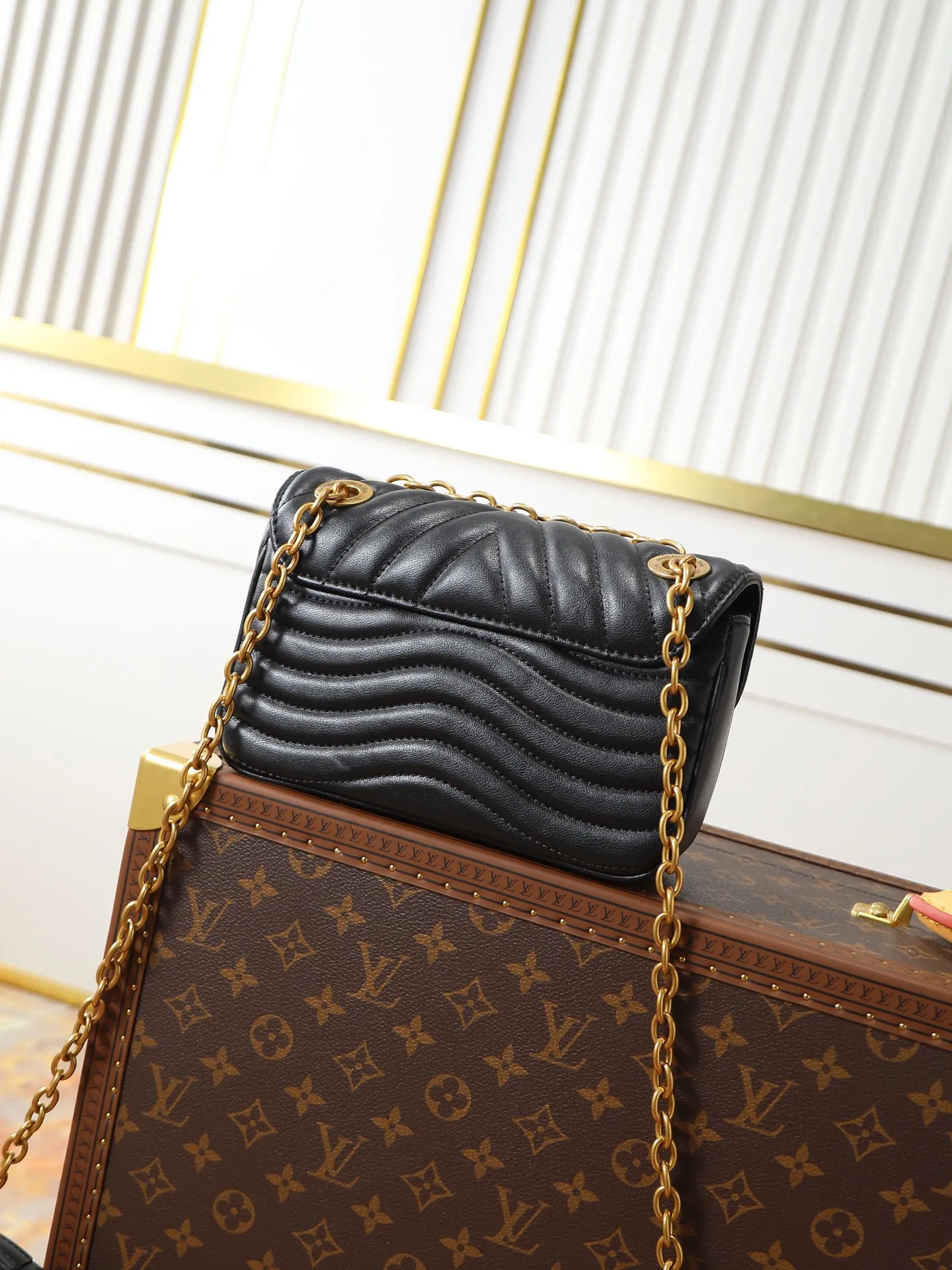 Louis Vuitton New Wave PM M20687 - 图片 6