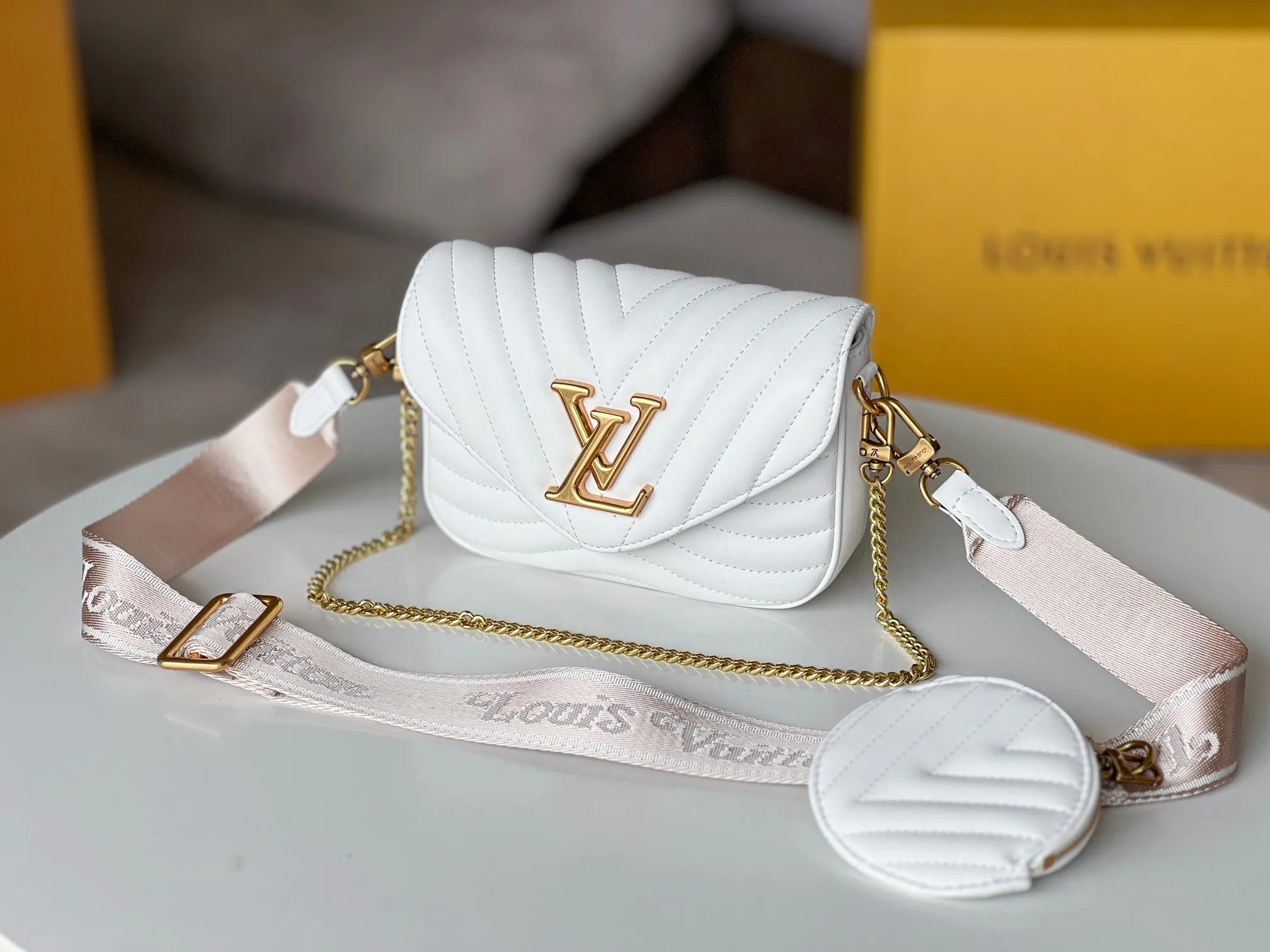 Louis Vuitton New Wave Multi-Pochette M56466 - Image 6