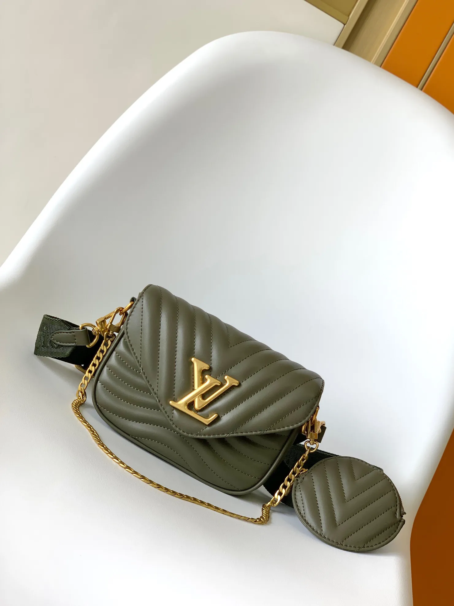 Louis Vuitton New Wave Multi-Pochette M56471 - 图片 3
