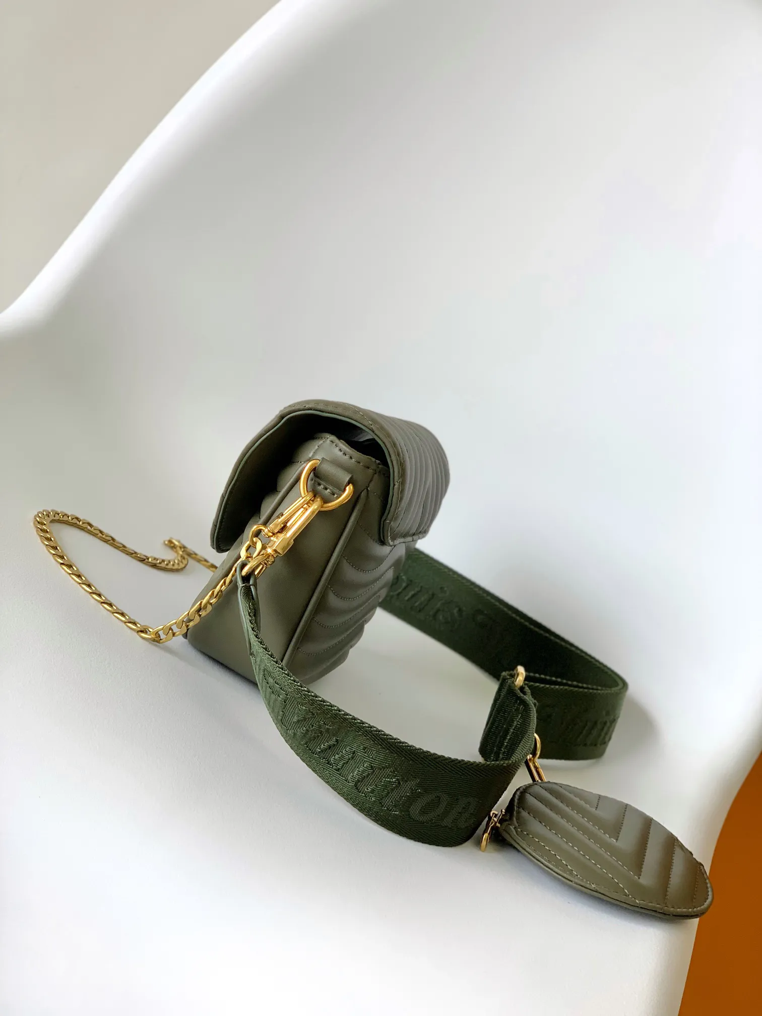 Louis Vuitton New Wave Multi-Pochette M56471 - 图片 4