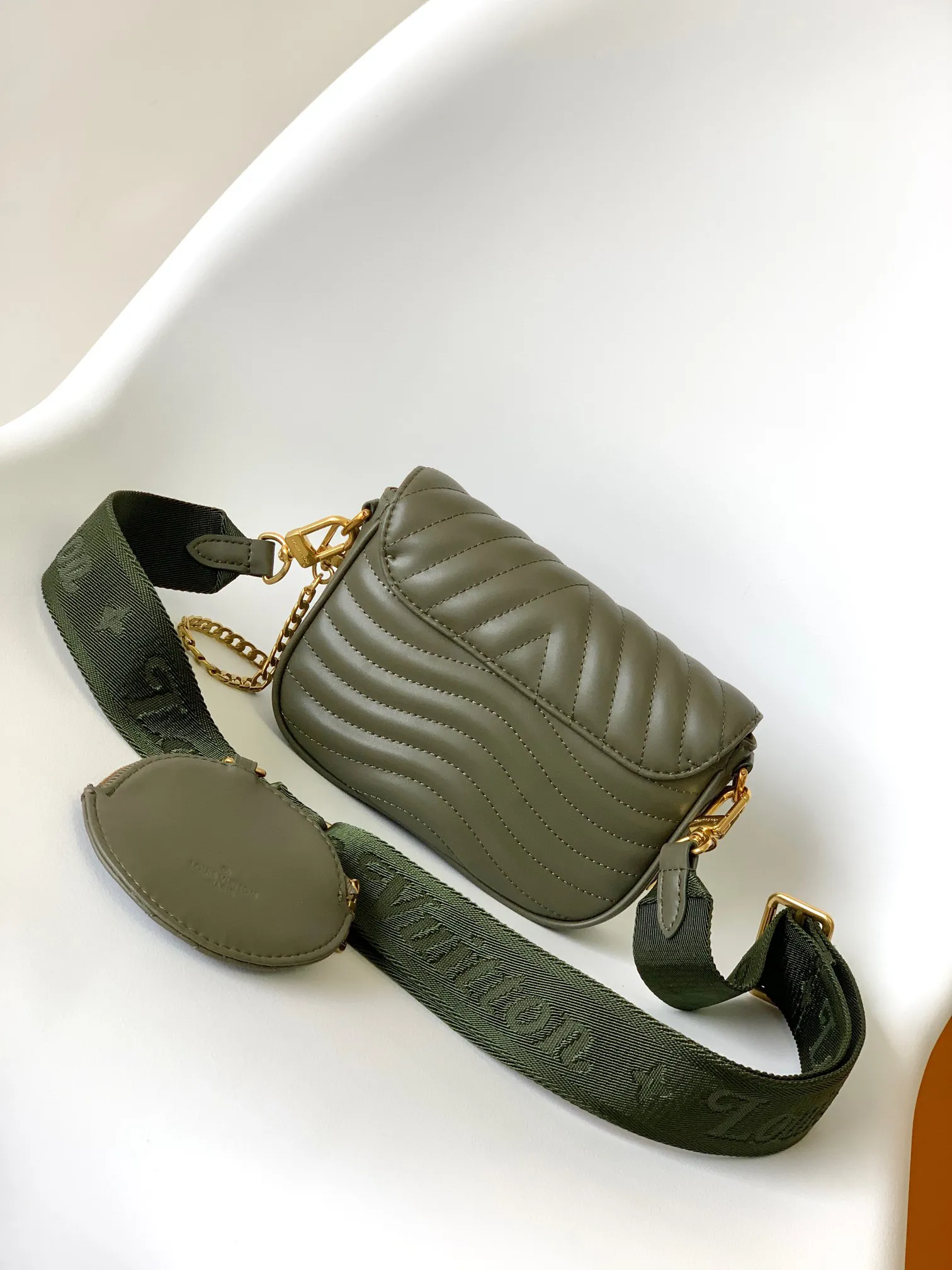 Louis Vuitton New Wave Multi-Pochette M56471 - 图片 5