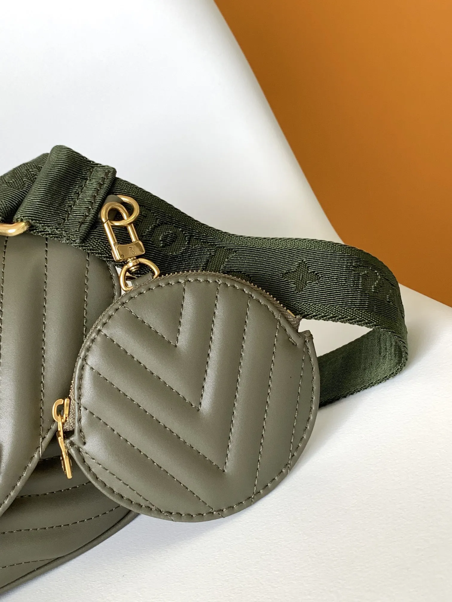 Louis Vuitton New Wave Multi-Pochette M56471 - 图片 8