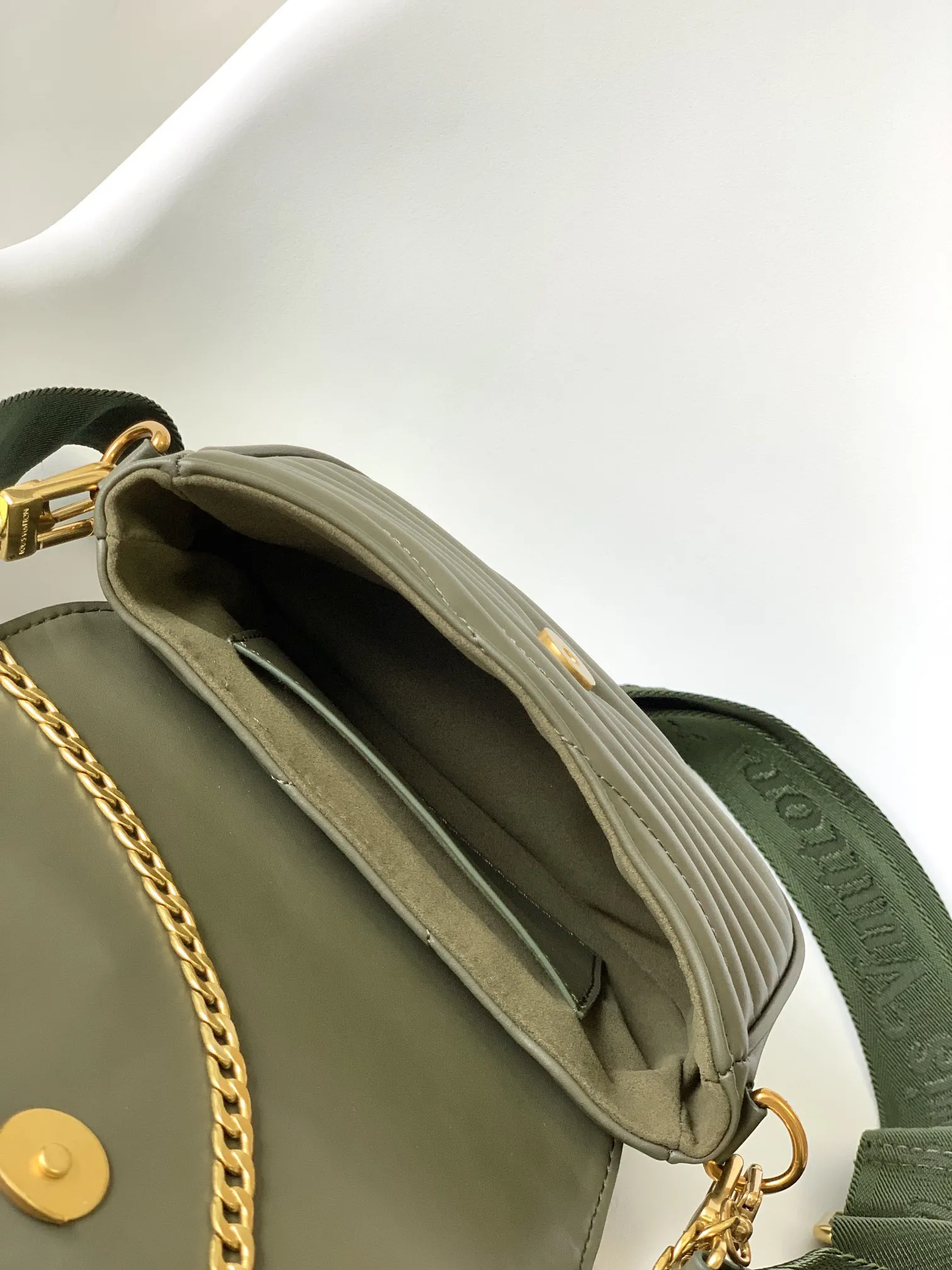 Louis Vuitton New Wave Multi-Pochette M56471 - 图片 10