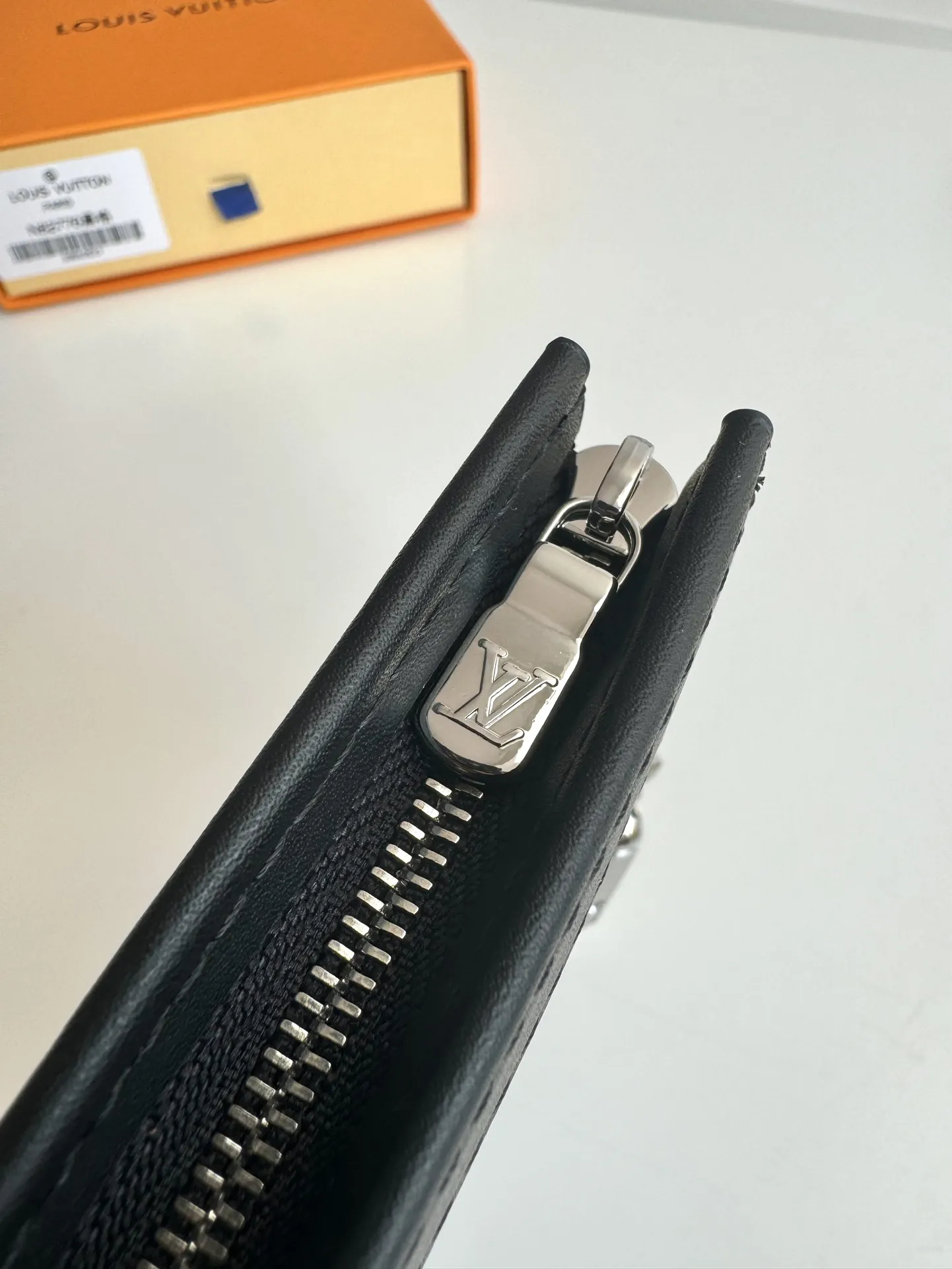 Louis Vuitton Key Pouch Voyage M82776 - 图片 10