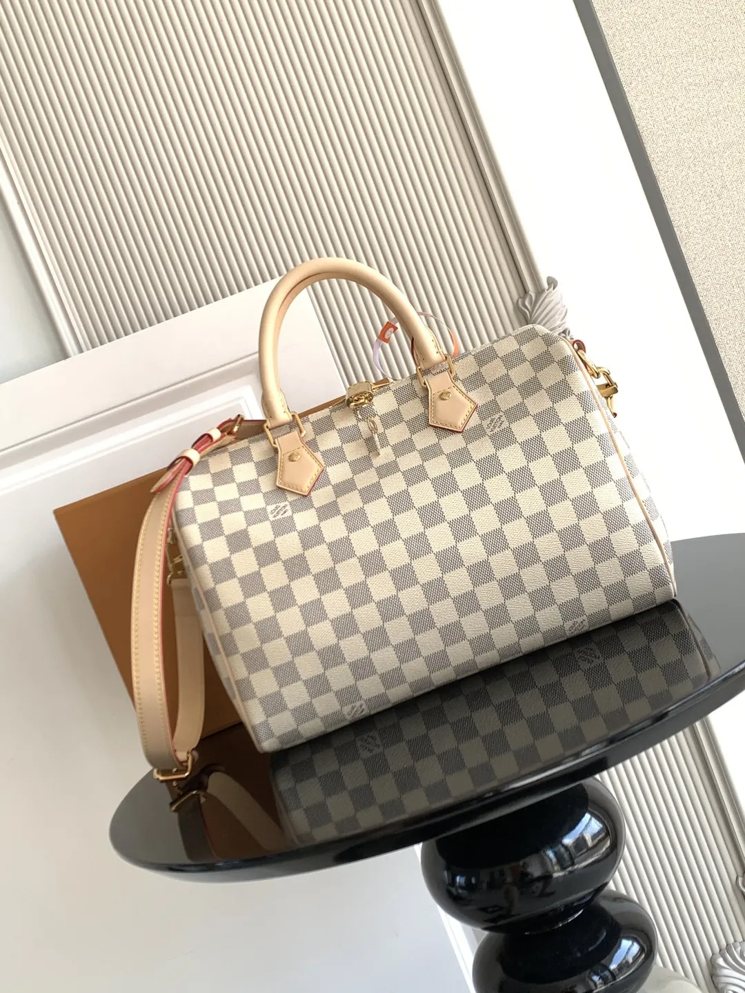 Alternative view of Louis Vuitton Speedy Bandoulière 30 N40592