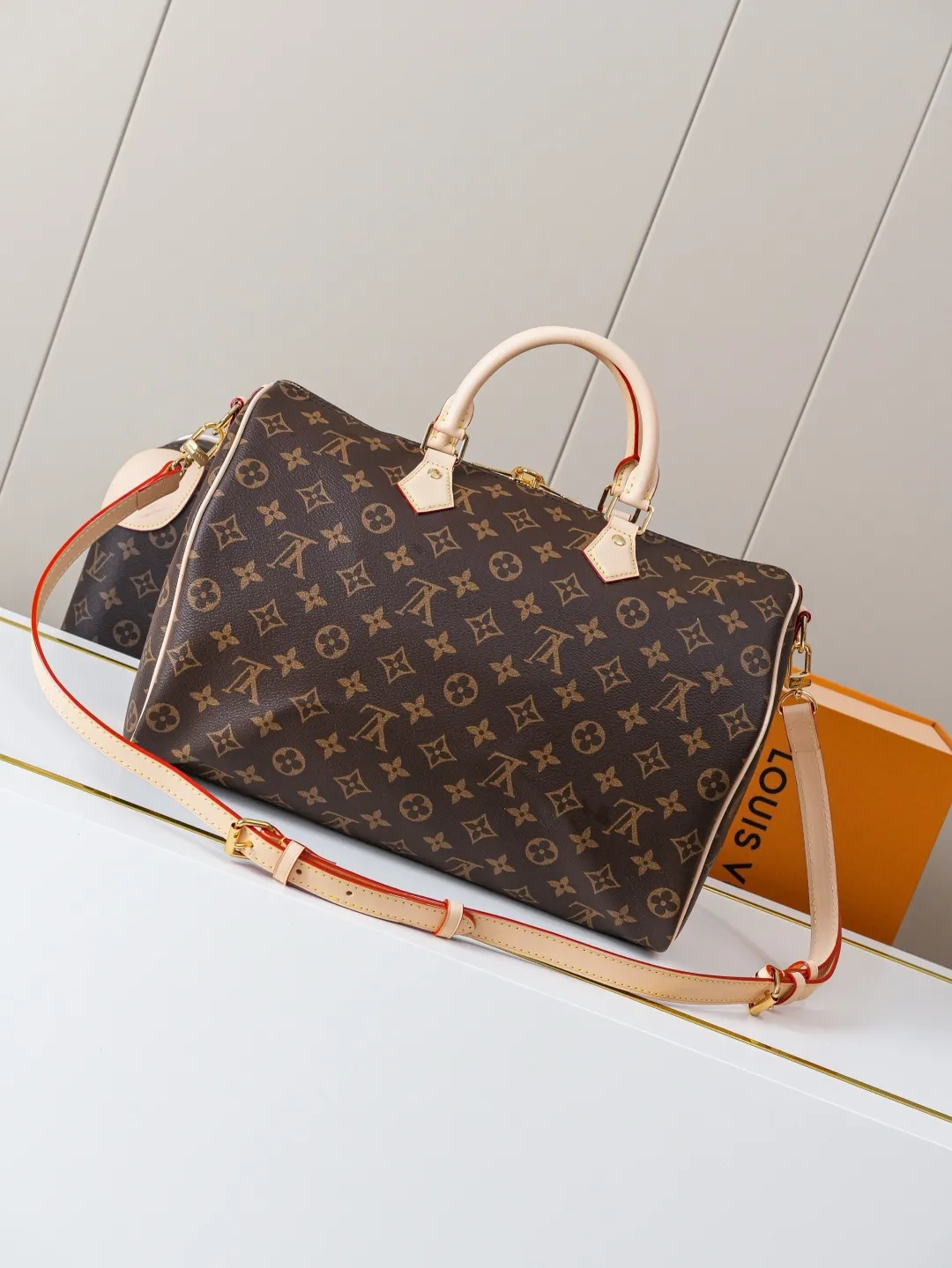 Louis Vuitton Speedy Bandoulière 35 M46981 - 图片 5