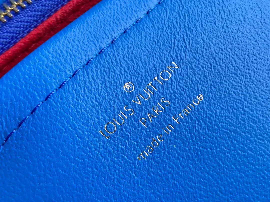 Alternative view of Louis Vuitton Pochette Coussin M80743