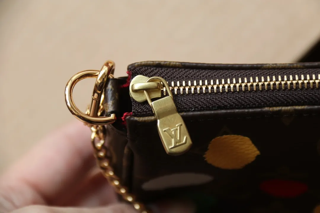 Louis Vuitton Mini Pochette Accessoires M81866 - 图片 6