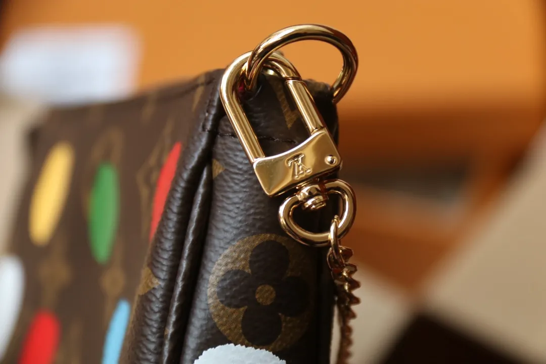 Louis Vuitton Mini Pochette Accessoires M81866 - 图片 9