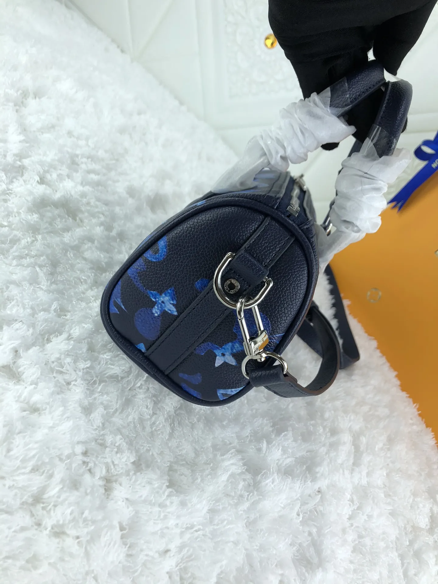 Louis Vuitton Keepall XS M57844 - 图片 6