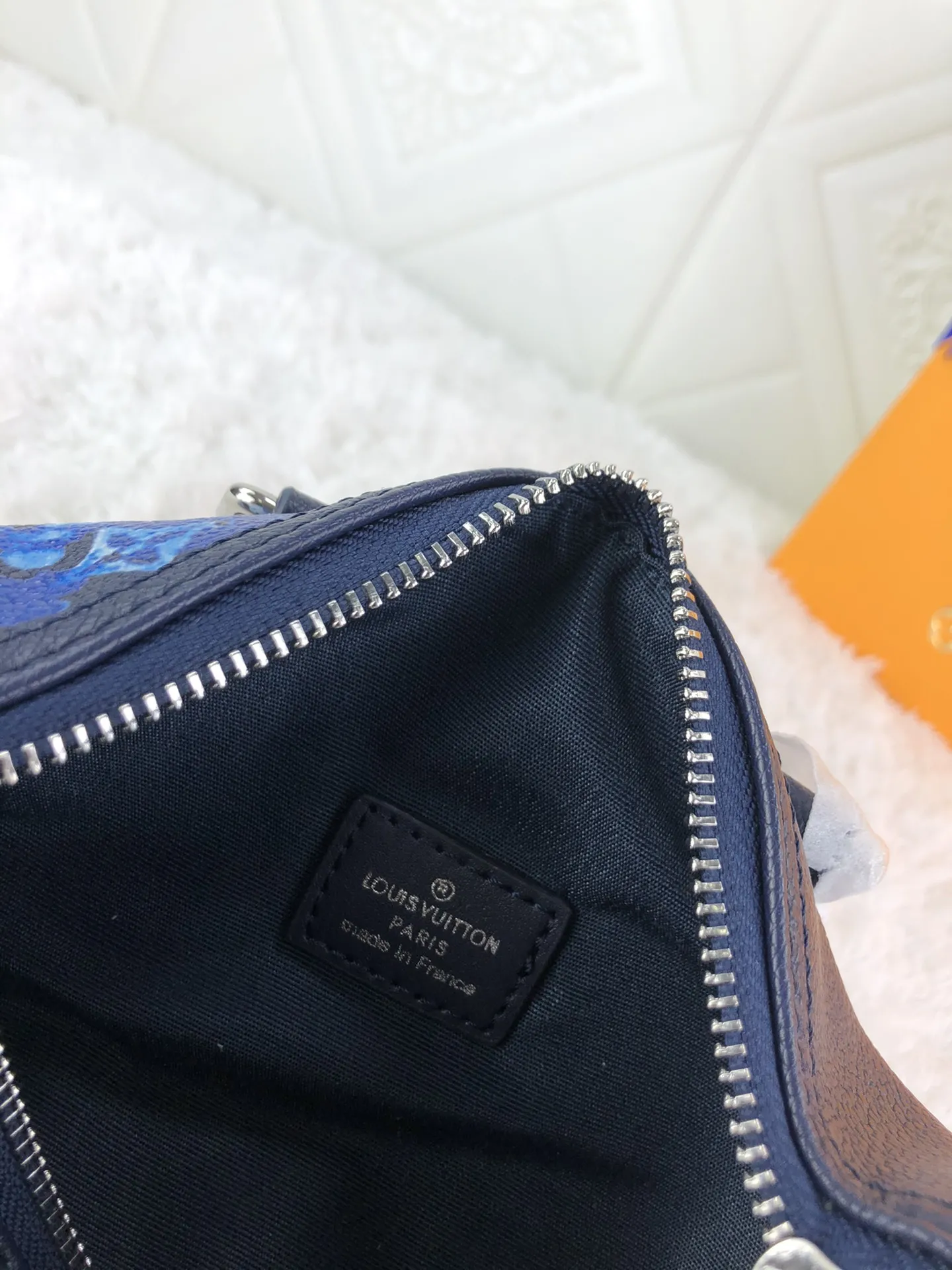 Louis Vuitton Keepall XS M57844 - 图片 9