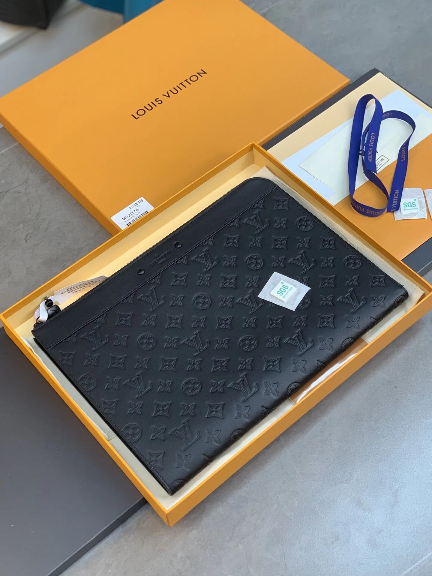 Louis Vuitton Pochette Jour M82074 - Image 3
