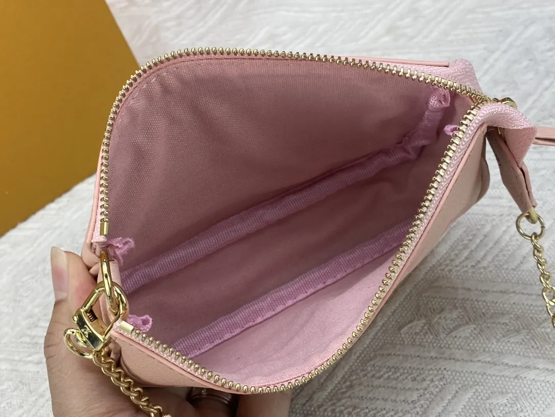Alternative view of Louis Vuitton Mini Pochette Accessoires M80501