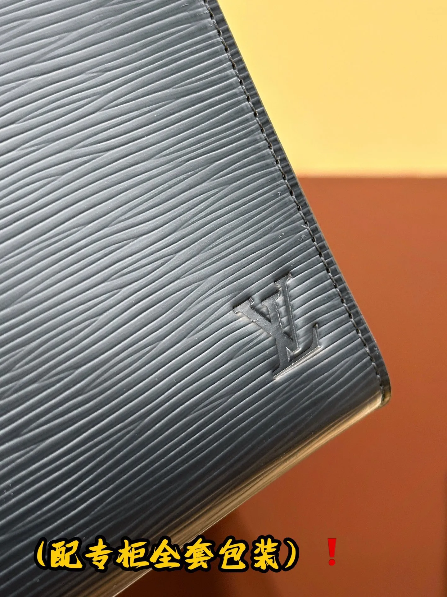 Louis Vuitton Pochette Voyage M67736 - 图片 9
