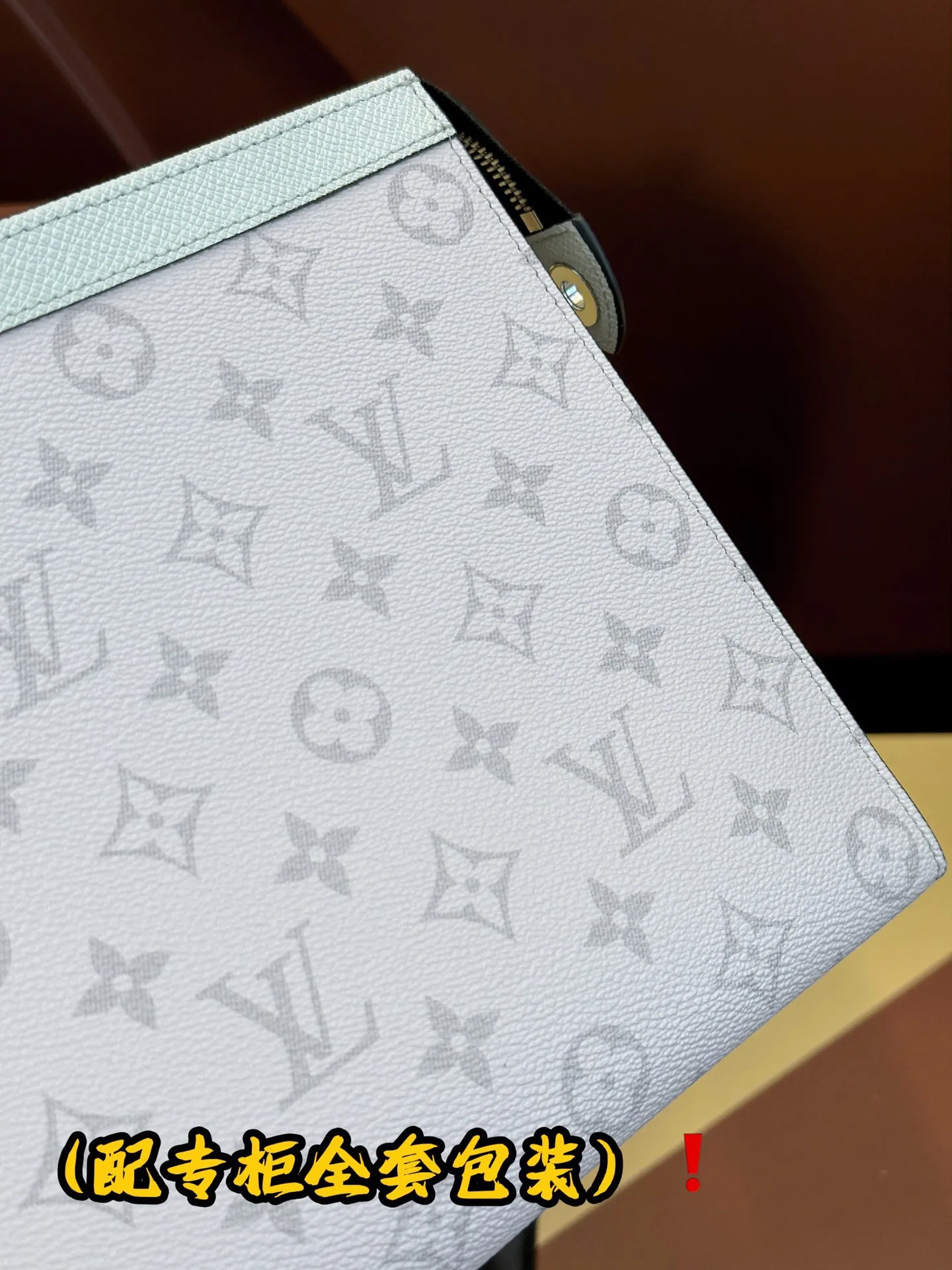 Louis Vuitton Pochette Voyage M30420 - 图片 8