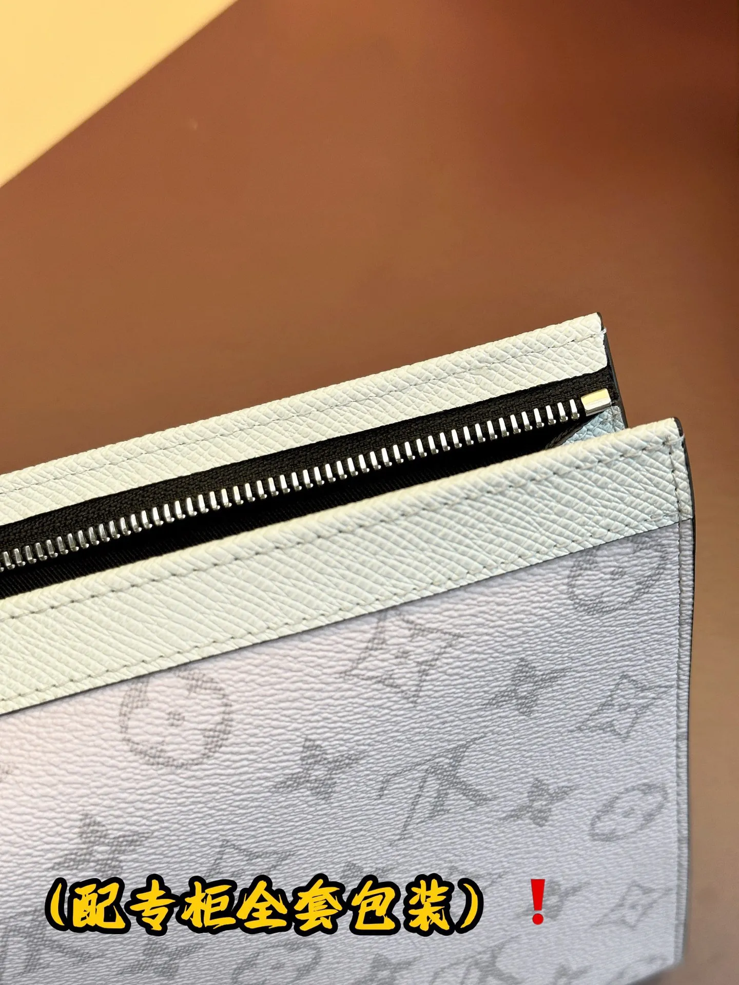 Louis Vuitton Pochette Voyage M30420 - 图片 9