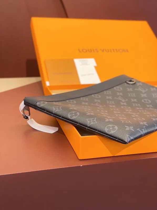Louis Vuitton Pochette Apollo M62291 - Image 5