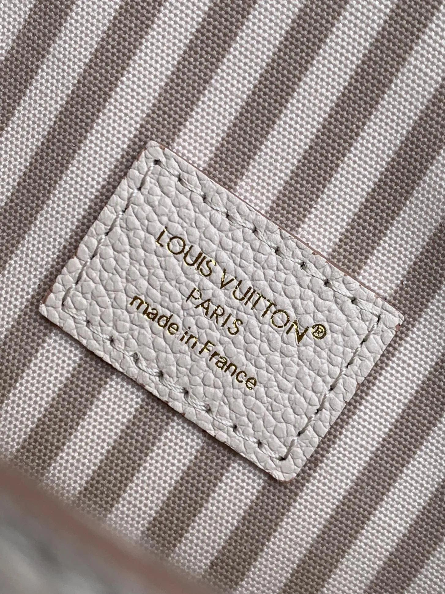 Louis Vuitton Nano Diane M13642 - 图片 10
