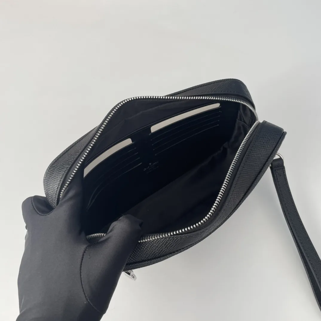 Louis Vuitton Pochette Kasai M30441 - Image 9