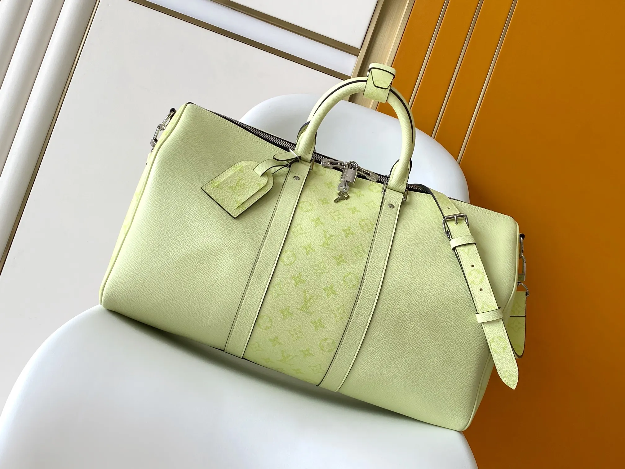 Louis Vuitton Keepall Bandoulière 45 M14124 - Image 4