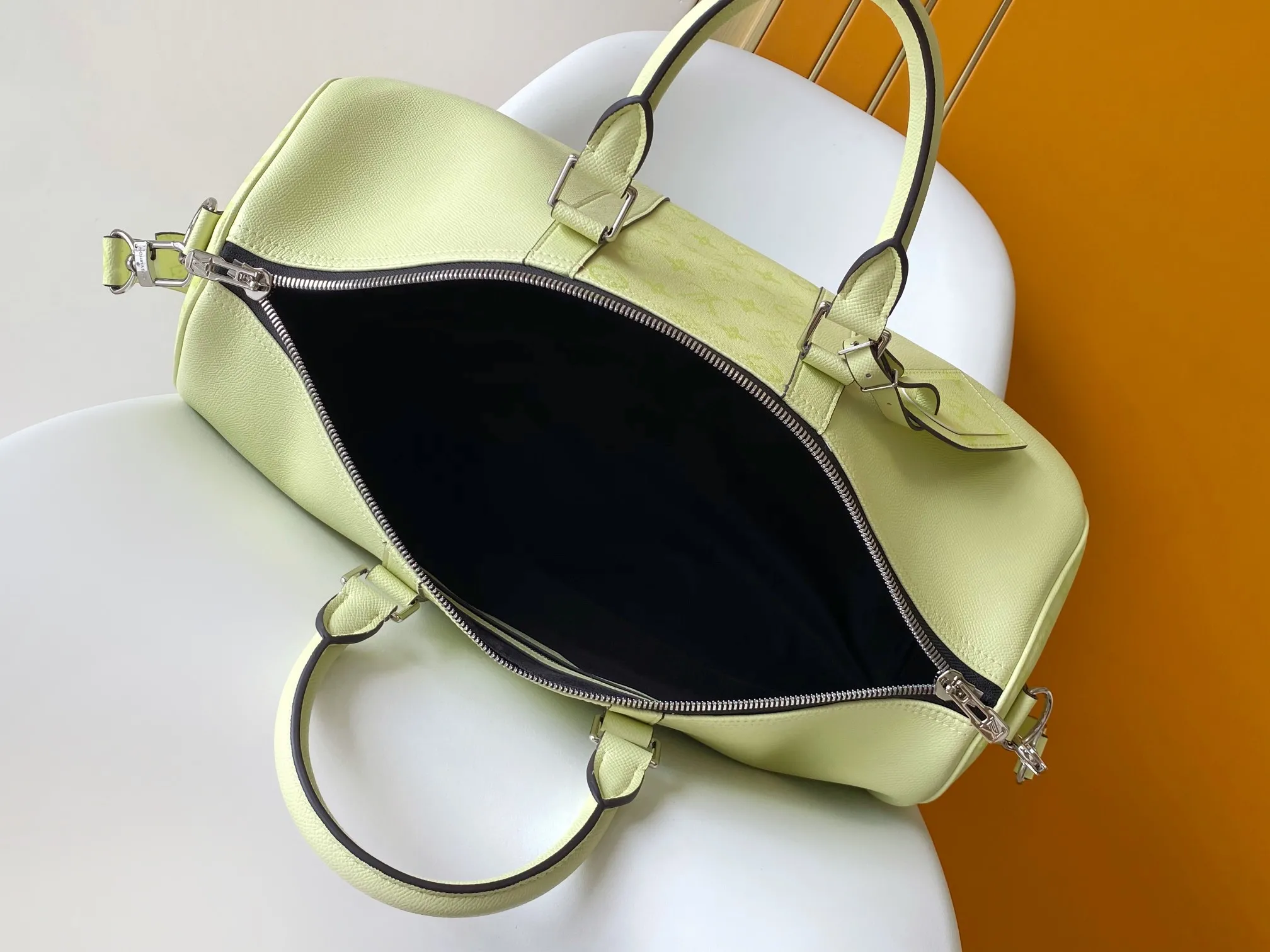 Louis Vuitton Keepall Bandoulière 45 M14124 - Image 10