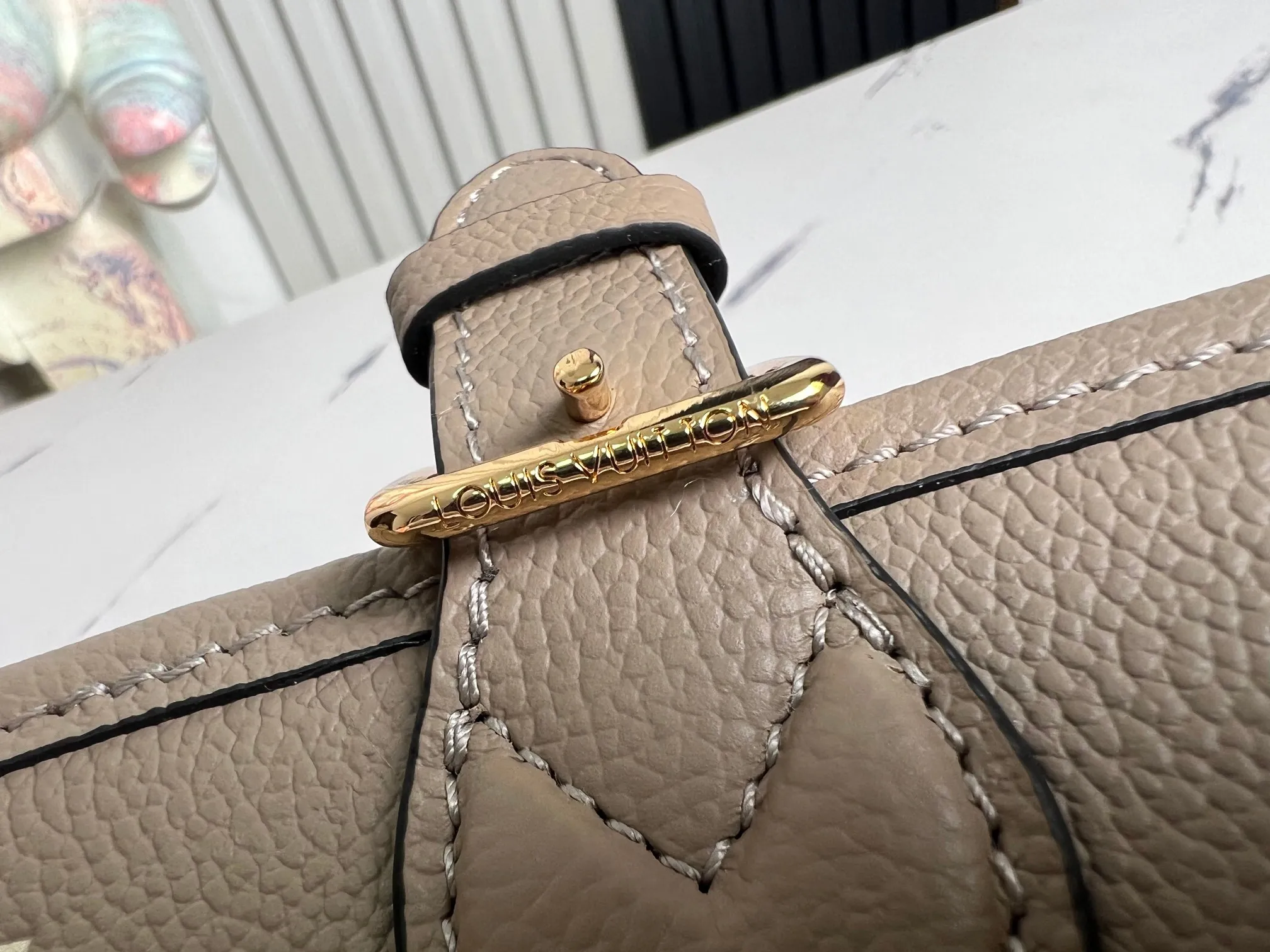 Louis Vuitton Nano Diane M83300 - 图片 9