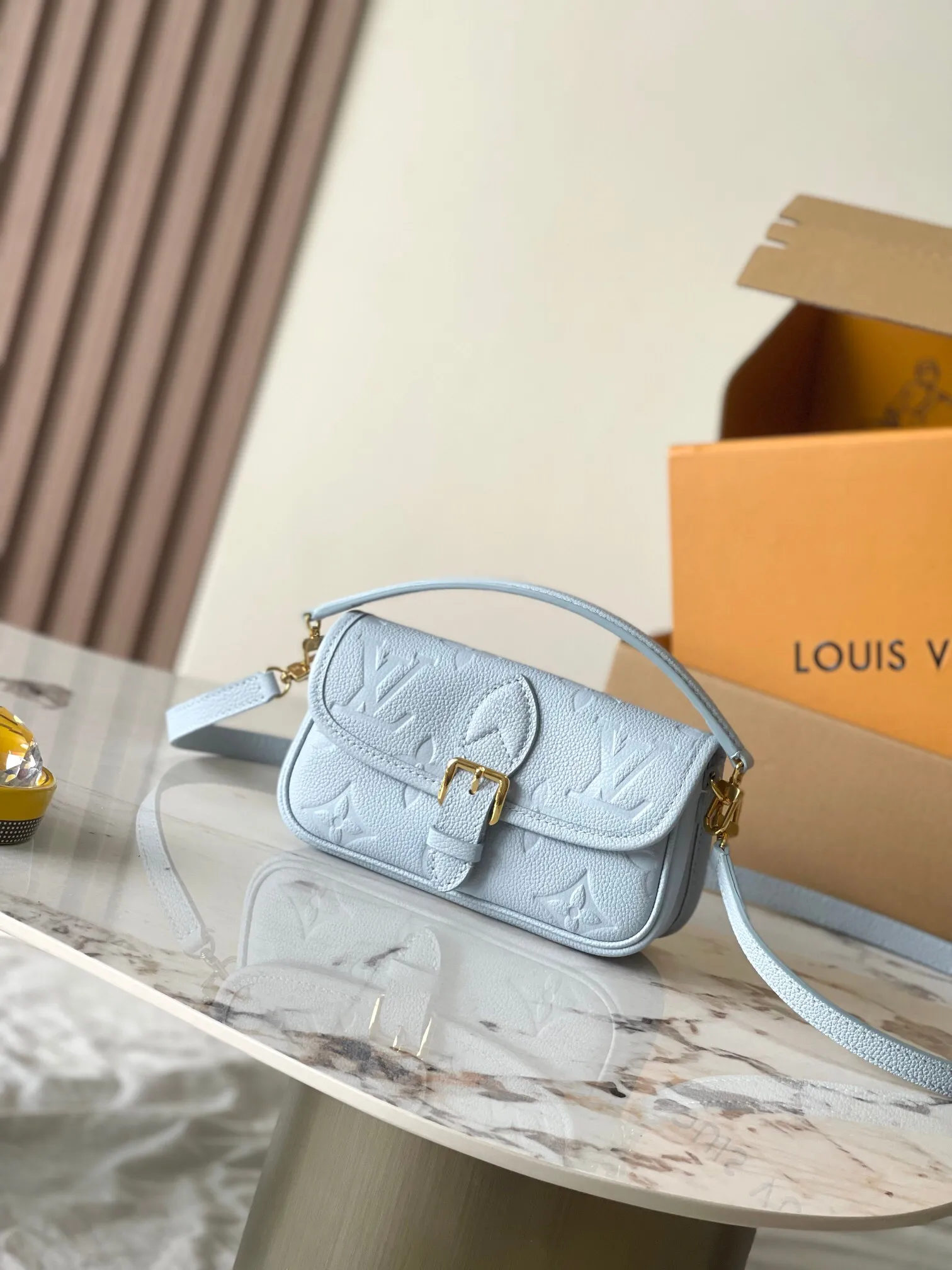 Louis Vuitton Nano Diane M83592 - 图片 3